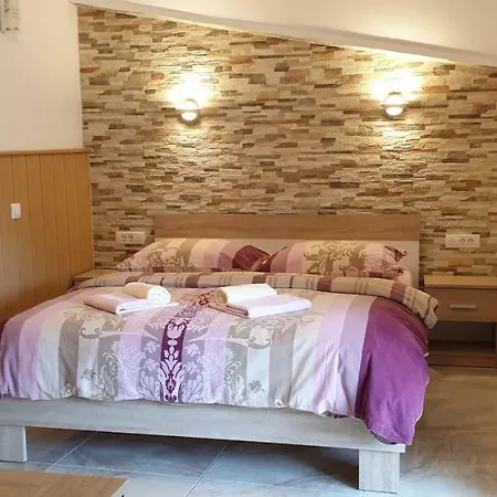 Maletic Apartamento Pula